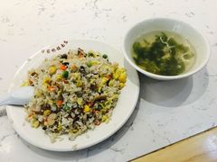 扬州炒饭-蒋家桥饺面店(四望亭路店)