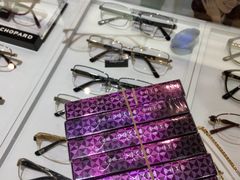 -吴良材眼镜(美罗城店)