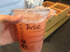 -星巴克(广州中华广场B1层店)