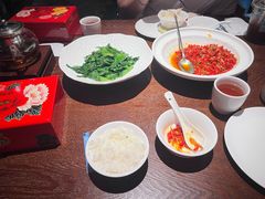 -千百味红餐厅·江西菜(绿地双子塔店)