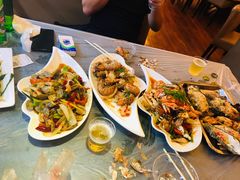 -覃记海鲜美食餐厅