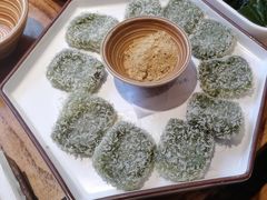 -快活林酸汤鱼鲜品火锅店(甲秀楼店)