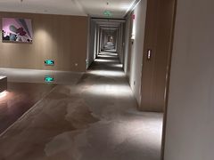 -上海佘山世茂艾美酒店