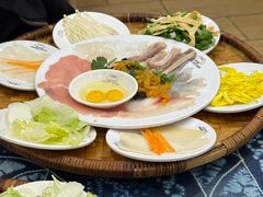 -桥香园云南过桥米线(金马碧鸡店)