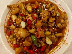 -堂瓦里·33年传统赣菜(第一街区店)