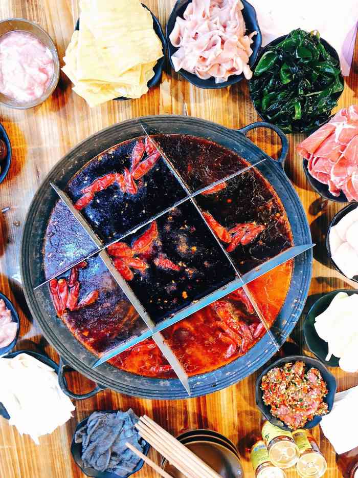 安胖老火锅(两路口店)-"为撒子要拿钱来受这份气嘛?重庆好吃的火锅.