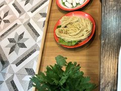 港式生面-小龍鳳·港式海鲜打边炉(沙湖路店)