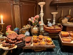 法式巧克力焦糖榛子牛角包-B&C黄油与面包·THE GARDEN BAKERY概念店(世纪汇店)