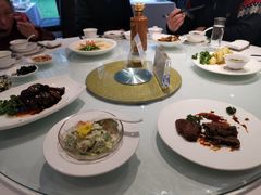 牛油果三文鱼-老洋房花园饭店(绍兴路店)