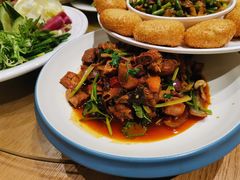 -赶海部落海鲜城(海阳路店)