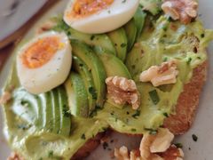 牛油果沙拉-RAC BAR(安福路店)