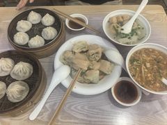 -珊珊小笼馆(仙霞路店)