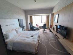 -上海虹桥西郊假日酒店