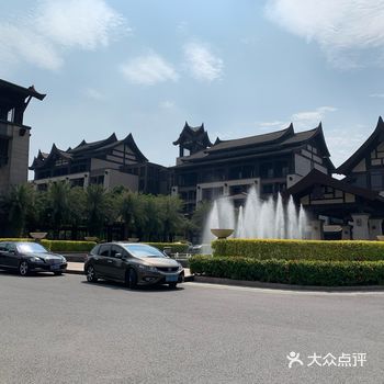国庆去哪都人山人海，索性在附近城市转一转住个两晚～