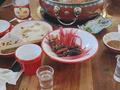 -毛辣果·贵州红酸汤牛肉火锅(西单店)
