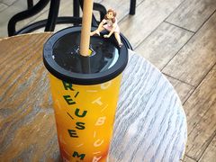 -星巴克(来福士办公楼店)