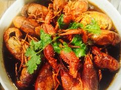 -龙巢盱眙龙虾·牛蛙·烧烤宵夜(八卦岭店)