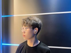 -尤司男士国潮理发馆