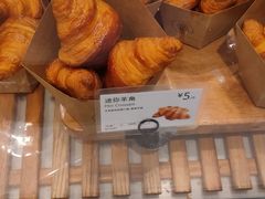迷你羊角-巴黎贝甜(大宁国际商业广场店)