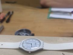 -亨凯瑞名表维修(巴黎春天店)