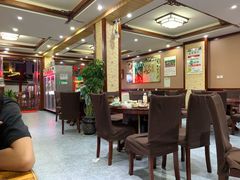 大堂-菌之家·专业纯野生菌火锅·特色炒菌