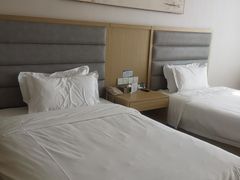 -兴芮温泉度假区