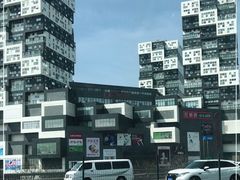 -资和信百货商场