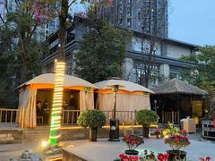 -二荆条·蜀鲜汇城市森林火锅