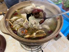-广味炭炉鸡煲(宝业路分店)