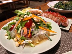 粉丝海鲜沙拉-mango tree芒果树泰国餐厅(青岛万象城店)