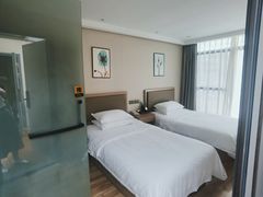 -上海怡沁园度假酒店