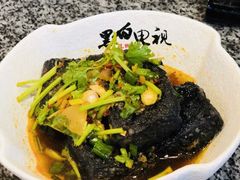 -黑白电视长沙小吃(美林M·LIVE天地东座店)