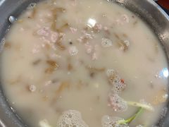-老来福·非遗酸汤兔(凯旋路店)