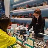 颖奢名品 | 实现你的二手奢侈品中转自由