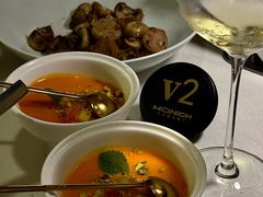 -MONICH牛排融合餐厅(和义大道购物中心店)