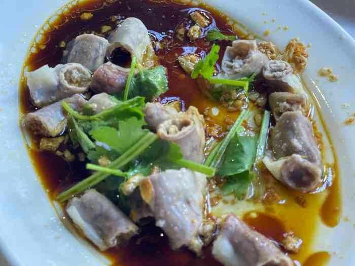 雄记潮汕洪阳粿汁手工面-"[薄荷]环境:在路边.比较难停车.