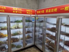自助取餐区-咏勝锑锅麻辣烫(净居寺路总店)