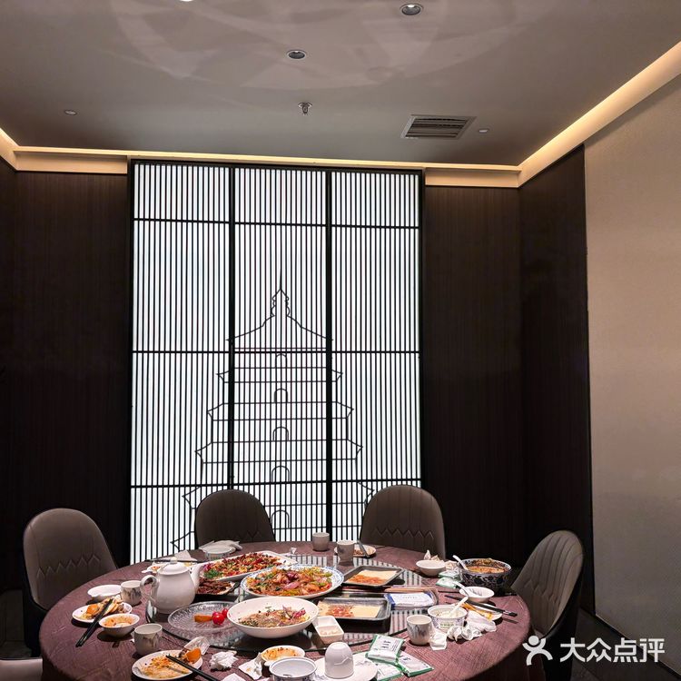 小寨角落的老西安餐厅～