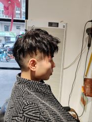 -东方美妍小鹏造型