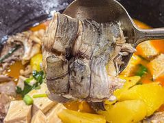 -老刘生态大鱼坊铁锅炖鱼(赛马场店)
