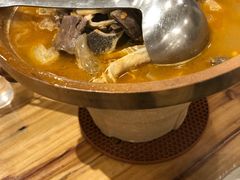 -霄汉牛三鲜湖北砂锅菜(万松园2店)