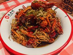 甜麻干煸小龙虾-在老街·淮安大排档·甜麻干煸龙虾·烧烤(河下古镇店)