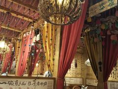 -老牌坊云南鱼豆花火锅(爱建店)