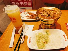 -南城香·饭香串香馄饨香(花园北路店)