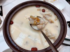 -鱼痴渔醉·食鲜集(青山江滩店)