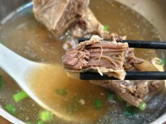 牛骨汤-老牌依强牛肉店(达道总店)
