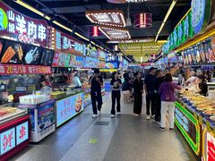 -八一好吃街·高品美食广场