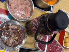 -杨老板·海鲜集市火锅·鲜切牛肉(中防万宝店)