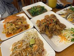 -两兄弟Song Pee Nong(2号店)