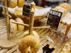 -Dough&Joe团憩(瑞虹天地月亮湾店)